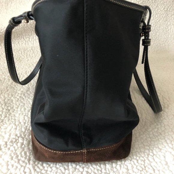 Dooney & Bourke - Large Nylon Tote - EUC! - Picture 7 of 8